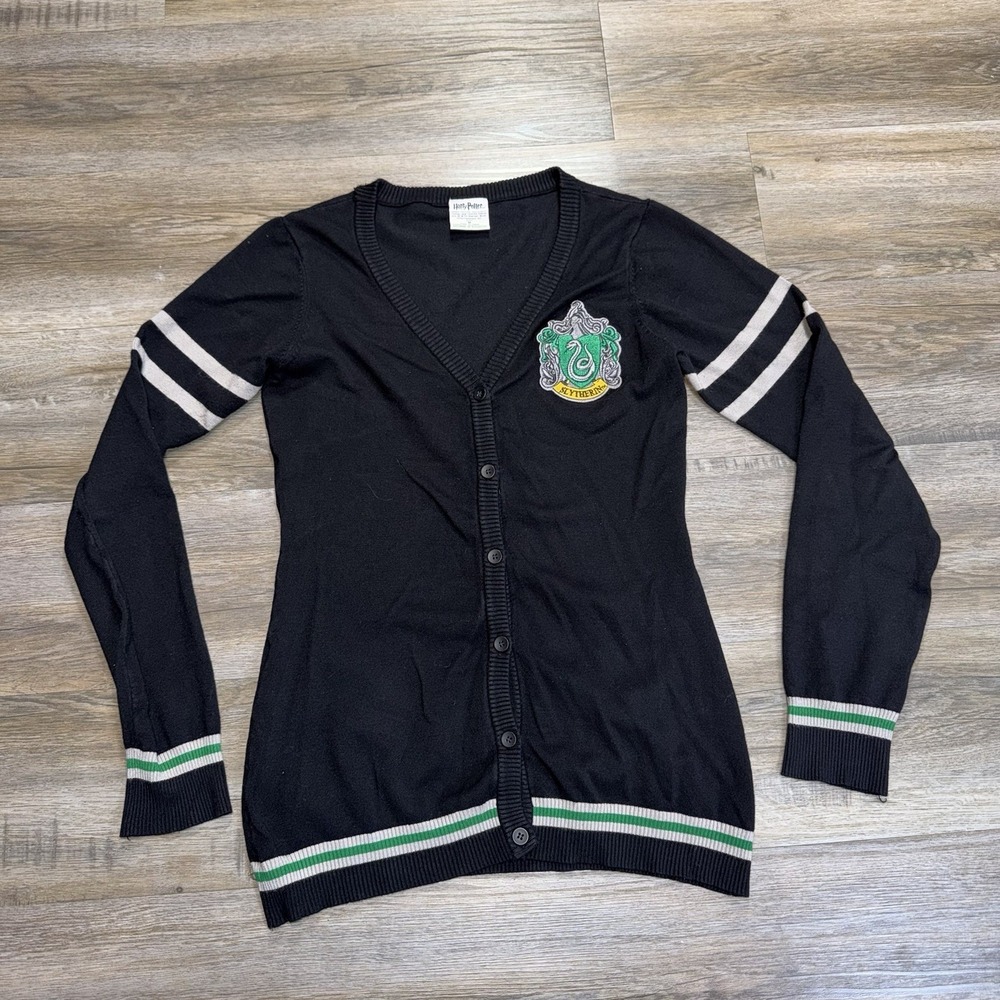 Harry Potter Black Slytherin Cardigan Sweater Juniors/Womens Medium Crest Patch